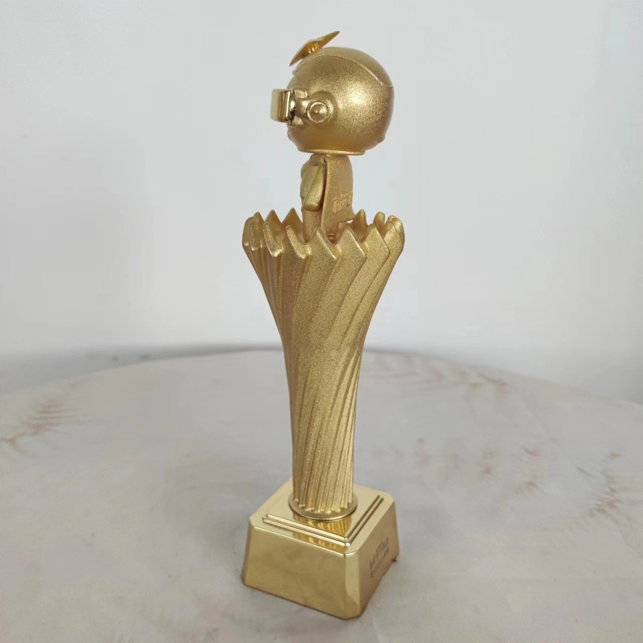 Trophy factory, trophy manufacturer, trophies, trophy customization, trophy ordering, custom metal trophies, trophy makers, alloy trophies, metal trophies, high-end trophies, electroplated trophies, ByteDance trophies, Douyin trophies