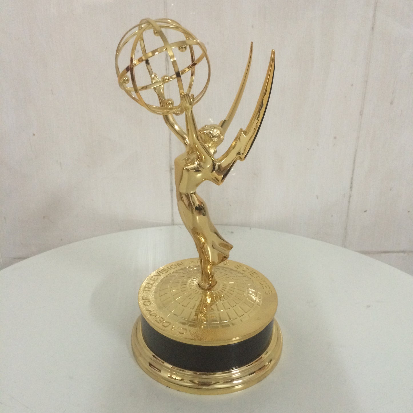Emmy Awards Trophy Factory, Trophy Manufacturer, Trophy Producer, Trophy Wholesale, Custom Metal Trophy, Annual Ceremony Trophy, Annual Meeting Trophy