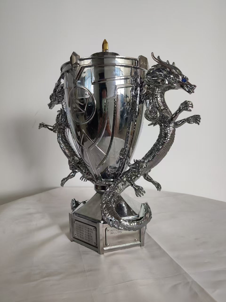 League of Legends Championship Trophy, LPL Trophy ,Summoner's Championship Trophy, Honor of Kings Trophy, Esports Tournament Trophy, Custom Trophy Manufacturer