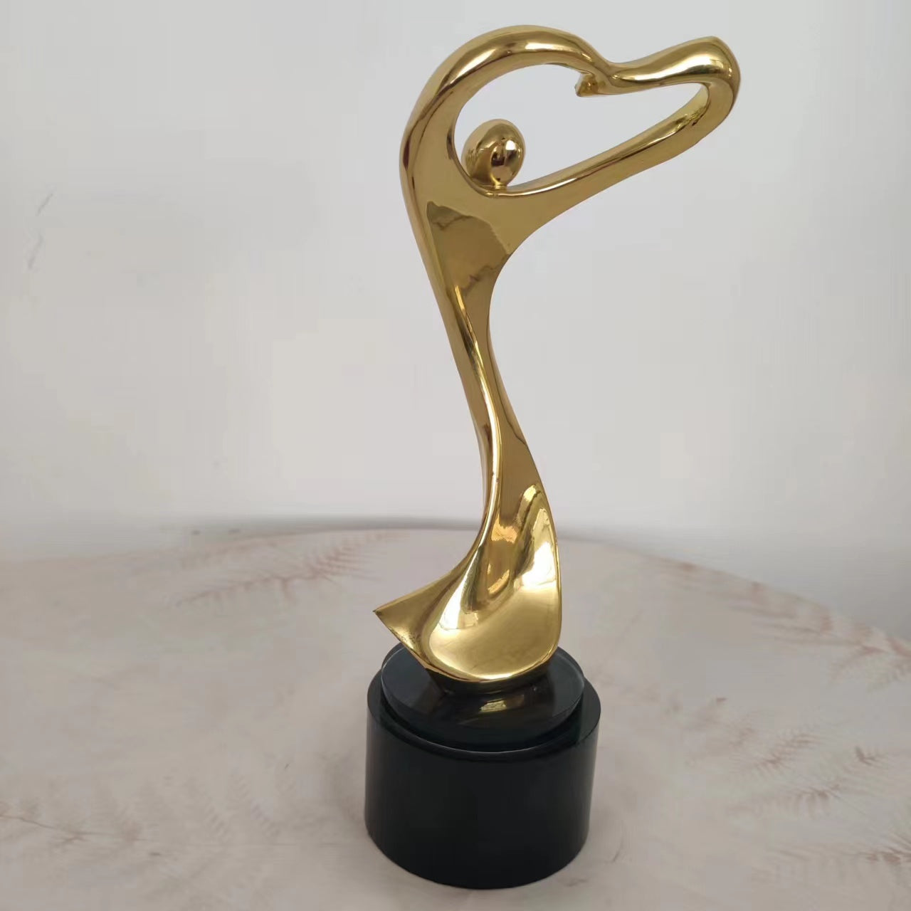 Trophy factory, trophy manufacturer, trophies, trophy customization, trophy ordering, custom metal trophies, trophy maker, alloy trophies, metal trophies, high-end trophies, electroplated trophies