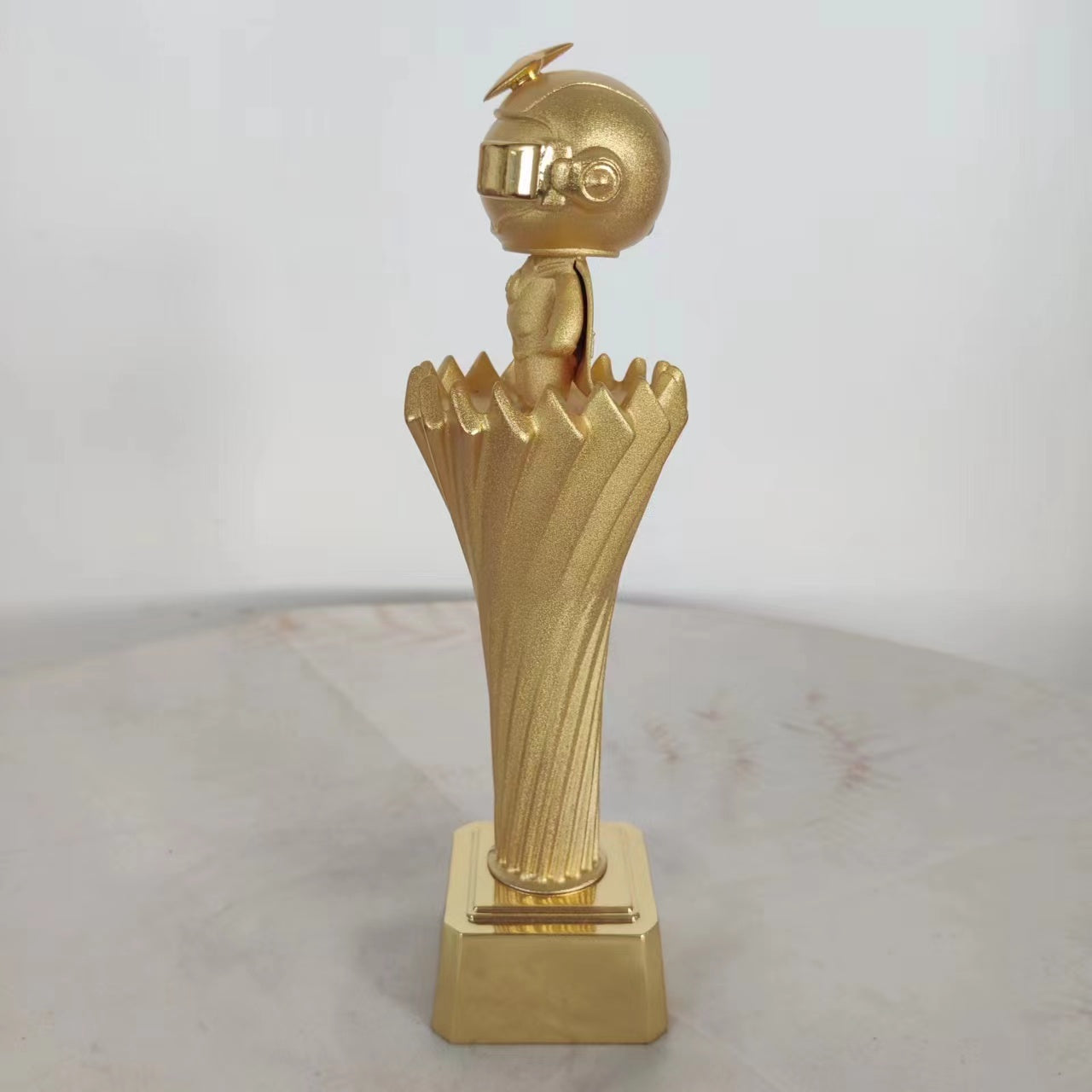 Trophy factory, trophy manufacturer, trophies, trophy customization, trophy ordering, custom metal trophies, trophy makers, alloy trophies, metal trophies, high-end trophies, electroplated trophies, ByteDance trophies, Douyin trophies