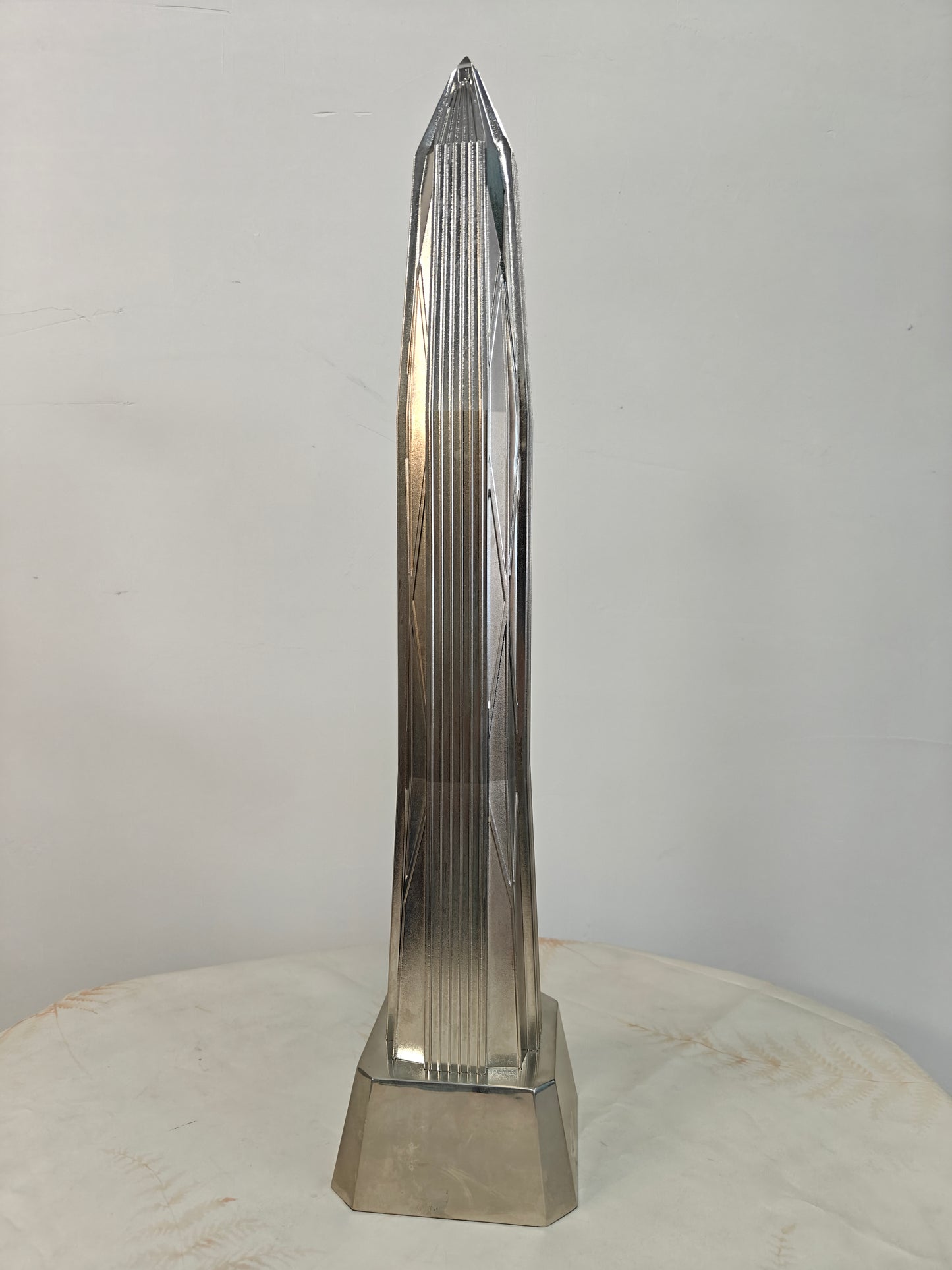 Trophy processing factory, trophy manufacturer, trophies, trophy customization, trophy ordering, custom metal trophies, trophy maker, zinc alloy trophies, electroplated trophies, abstract trophies